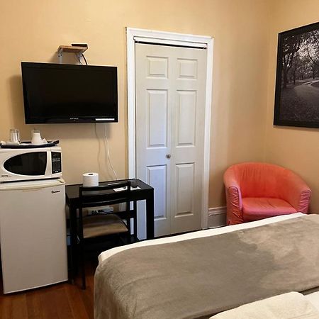 Adas Guesthouse Toronto Ngoại thất bức ảnh